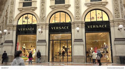 negozio versace jeans milano|versace stores in milan.